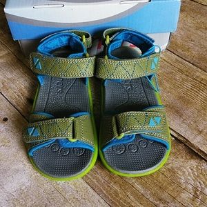 See Kai Run Jetty Green Sandals  Size 9 NWT